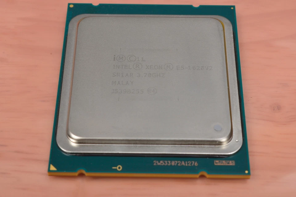 Mac Pro Intel Quad Core XEON 2013 CPU E5-1620V2 1240 V2 3,7 GHz SR1AR (LGA2011) Foto 2 de 3