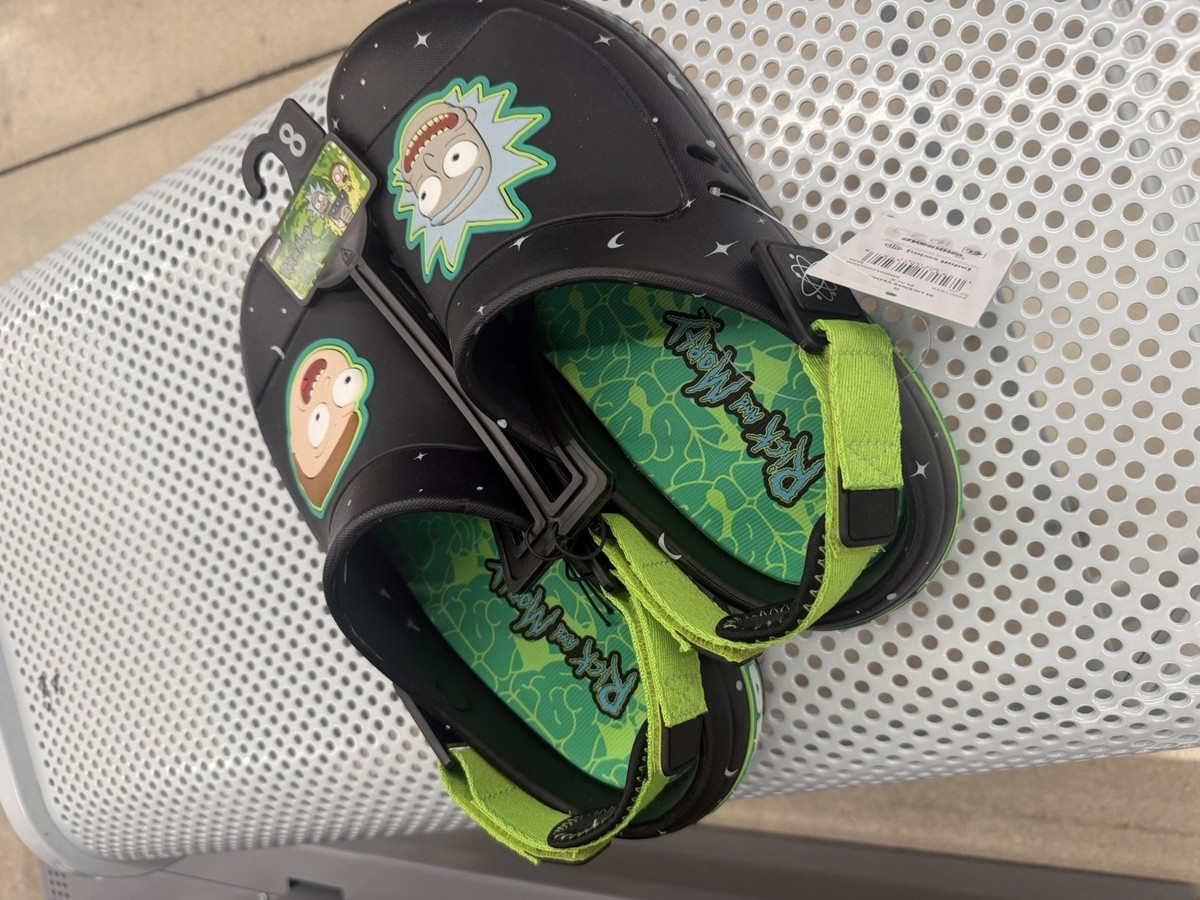 Rick & Morty Men\'s Black & Green Slip-On Clogs Rick and Morty Men main image 3
