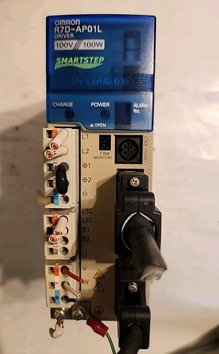 1PC USED OMRON AC SERVO DRIVER R7D-AP01L 100V 100W SMARTSTEP - FREE SHIPPING 