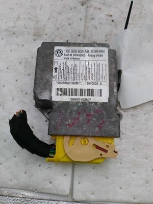 Used Air Bag Module fits: 2009 Volkswagen Jetta Air Bag Sdn VIN K 8th digit unde