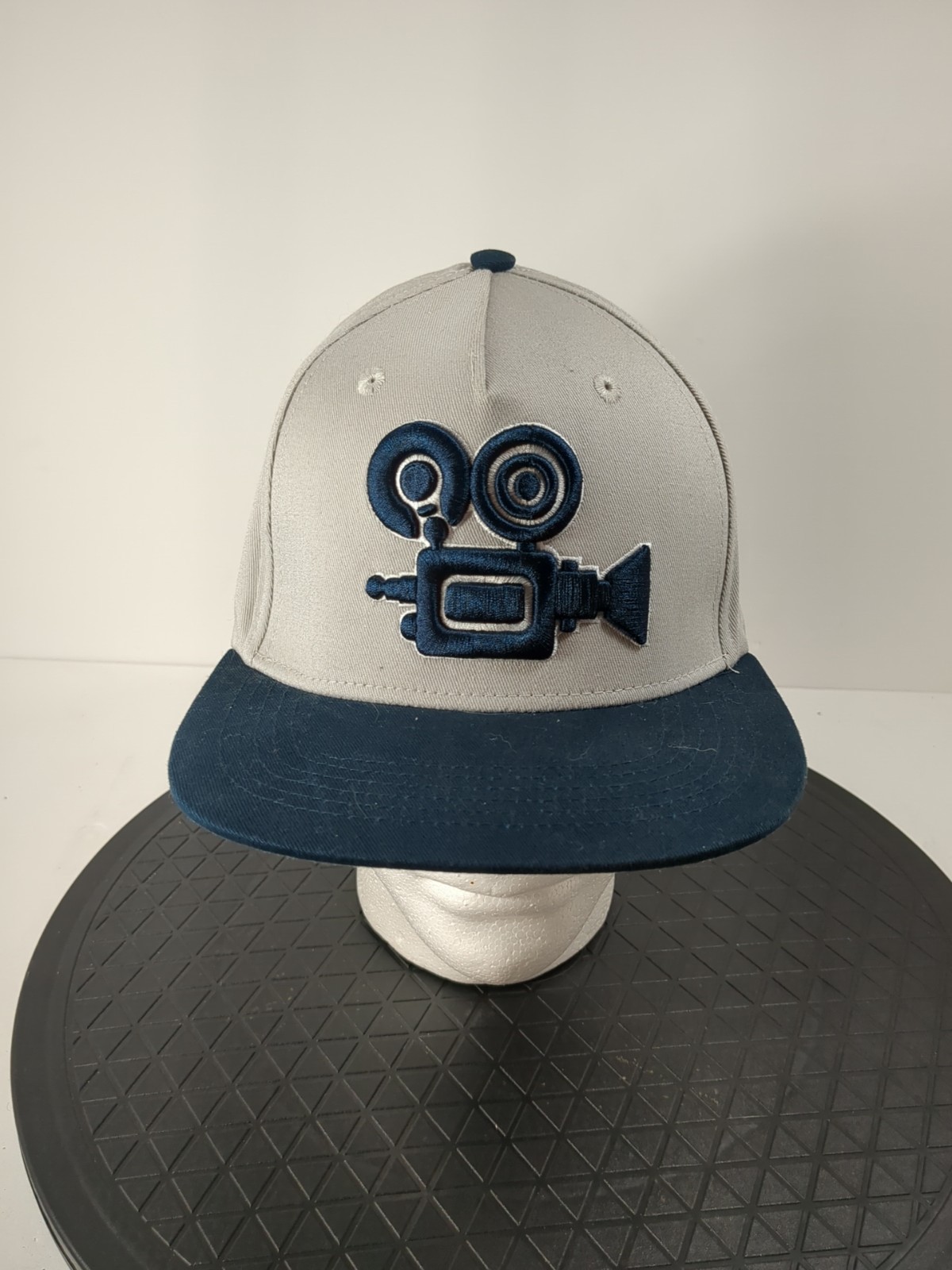 Universal Studios Hat Cap Lights Camera Action Ep… - image 1