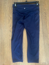Athleta Womens Leggings Size Small Ultimate Stash Pocket Capri Navy Blue