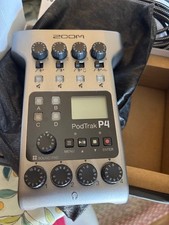 PODCAST SET - Zoom PodTrak P4 Portable Multitrack Podcast Recorder, disc and Mic