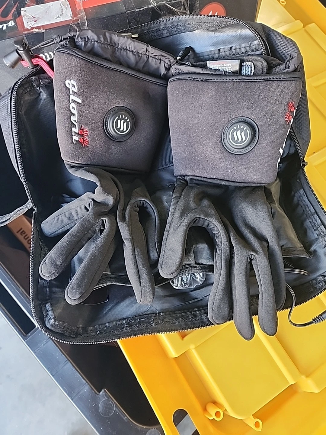 Glovii Universal Black Heated Glove Liners Sz. M
Opens in a new window or tab