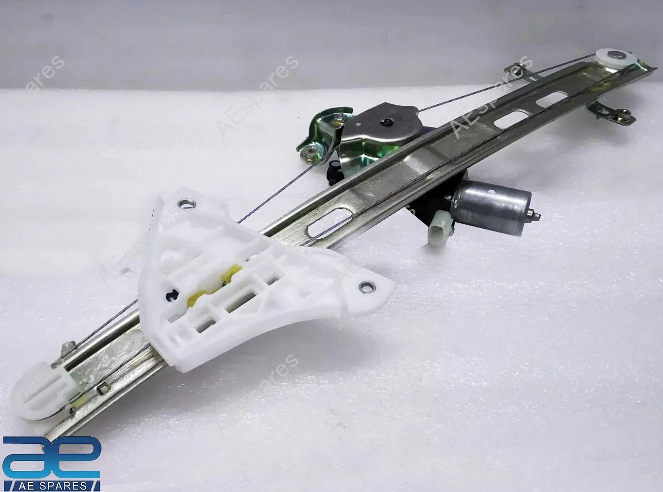Front Door Window Regulator Assembly LH For Suzuki S-Cross 2015-2020 83402M64M20 view 3