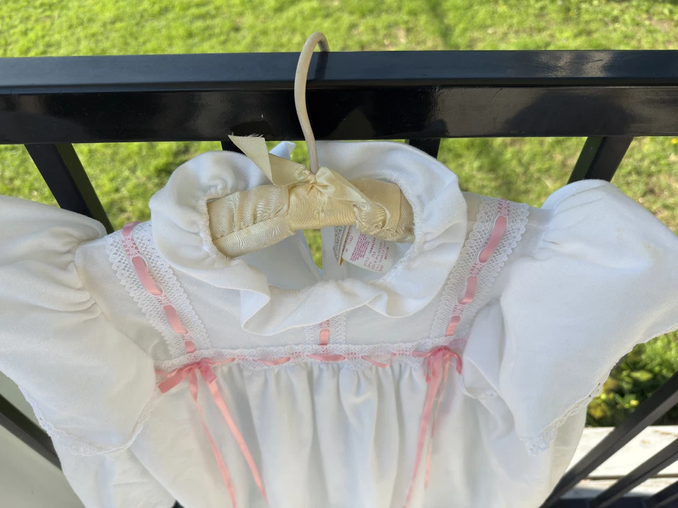 Camisón Pleasant Company American Girl Samantha - Niñas Mediano Blanco Encaje Rosa Foto 3 de 4