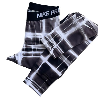 Nike Pro Women s Small Black White Geometric Print Performance Athletic Leggings