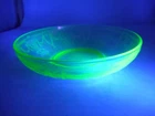 Lovely Anchor Hocking Uranium Green Cameo Ballerina 8.5" Large Fruit Bowl