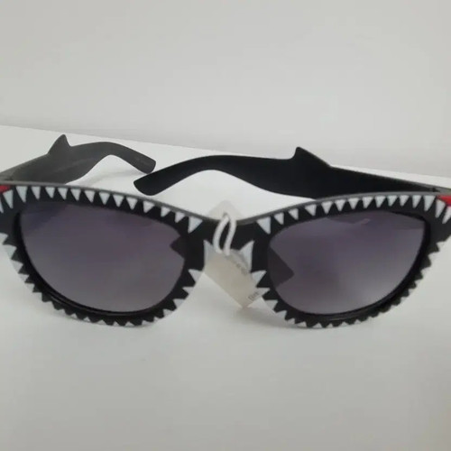 GAP Baby Shark Design Sunglasses (Authentic)