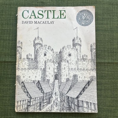 Castle by David Macaulay 1977 1st Edition Paperback Good Condition