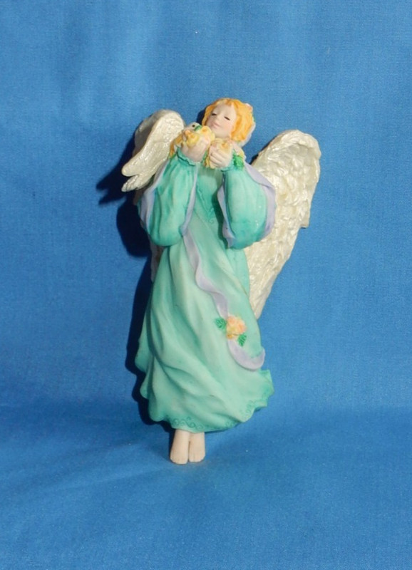 Hallmark 1998 Inspirational Angel Spring Ornament