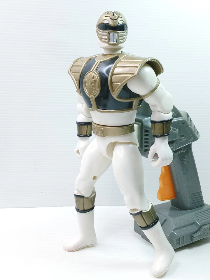 Power Rangers Fighters White Power Ranger By Tiger Electronics 1995 WORKING - Image 2 of 4