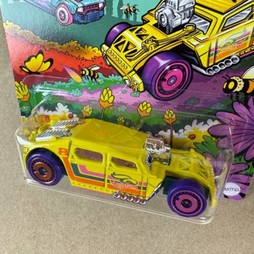 2025 Hot Wheels Easter Spring Complete Set Of 5 1:64 Scale Diecast Cars - Picture 5 of 12