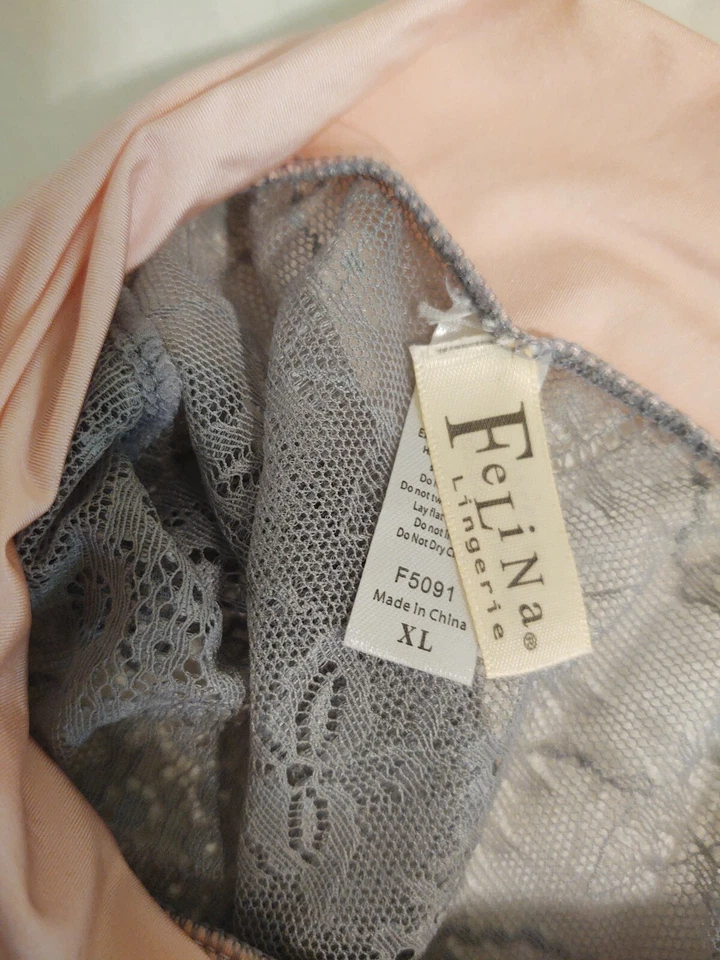 BRAGAS FELINA, BIKINI.  ENCAJE, GRIS Y ROSA. XL, NUEVO CON ETIQUETAS Foto 3 de 3