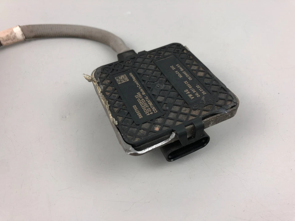 Unidad sensor oxígeno Seat Leon Mk3 FR Lambda NOX 04L907805CE Foto 3 de 4