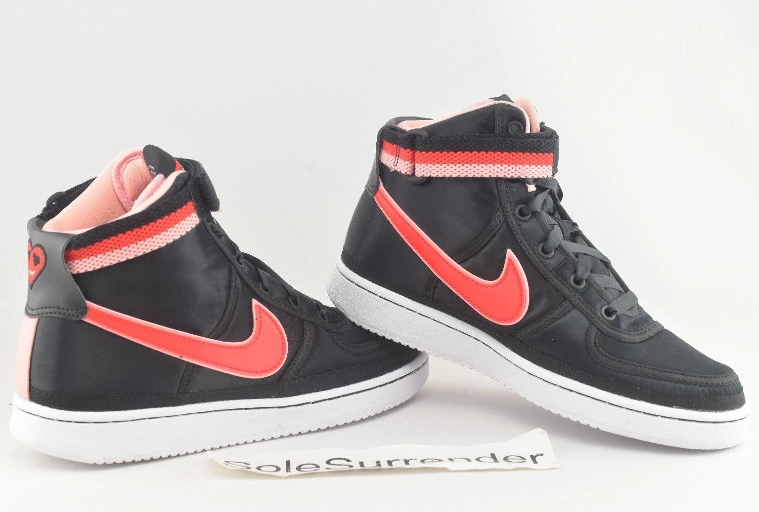 Nike Vandal High Supreme QS GS   TAILLE 4,5Y   AQ3713 001 Saint Valentin Rouge Rose