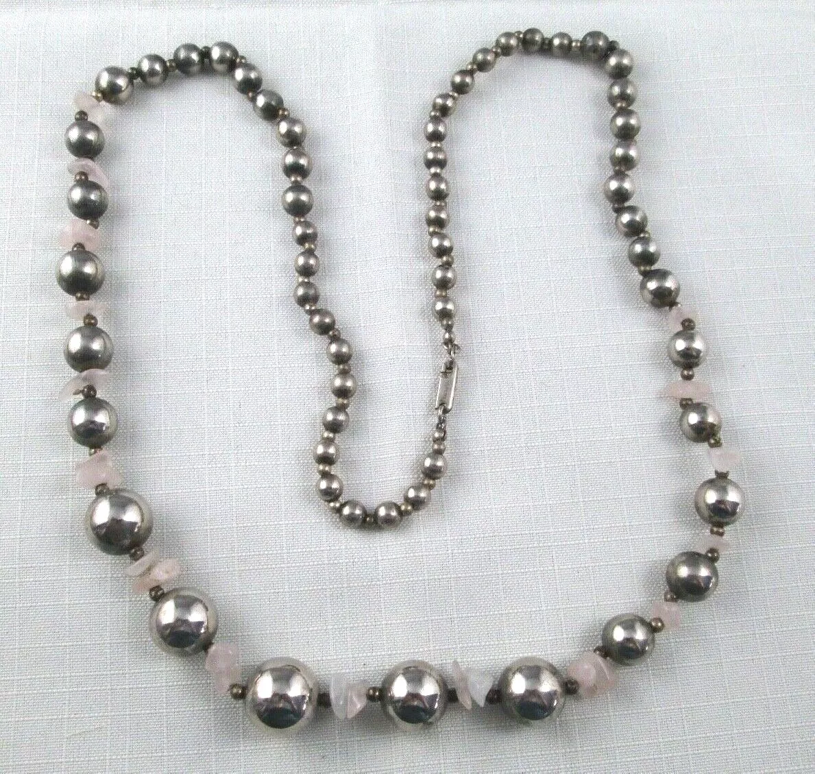 Dauplaise shop necklace 3984900