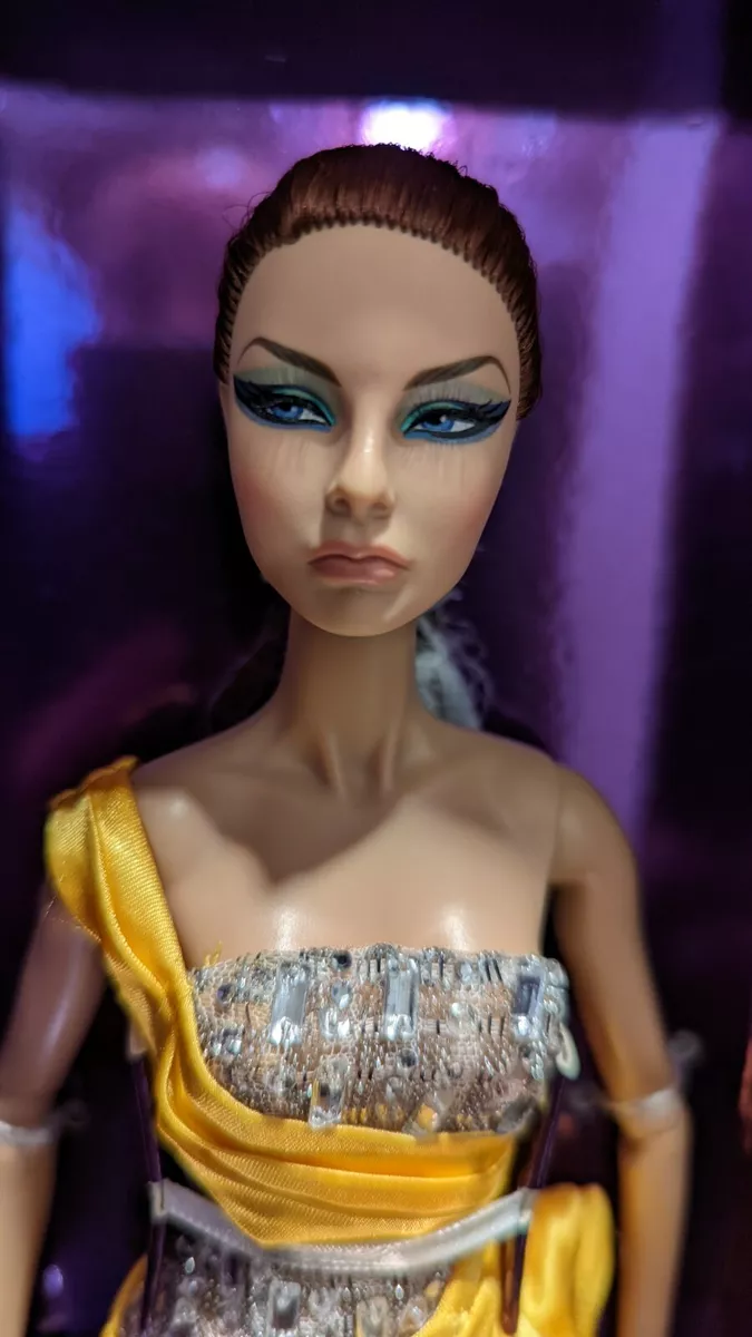 Fashion Royalty Legendary Status Agnes Von Weiss Doll NRFB 25th Anniversary