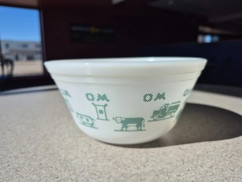 VTG 1950s Federal Oven Ware Milk Glass O&M Elevator Farm Scenes 7" Mixing Bowl