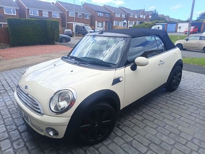 Mini Convertible 2010