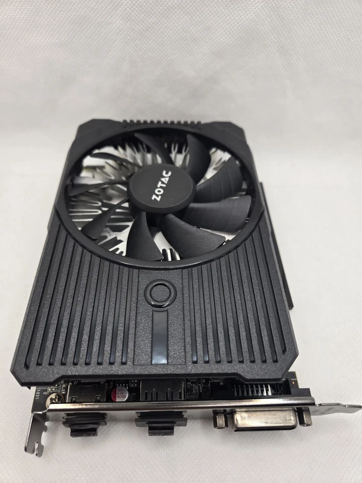 ZOTAC GeForce GTX 1050 Ti Mini 4GB GDDR5 GPU (ZT-P10510A-10L) – Boxed - Image 3 of 4
