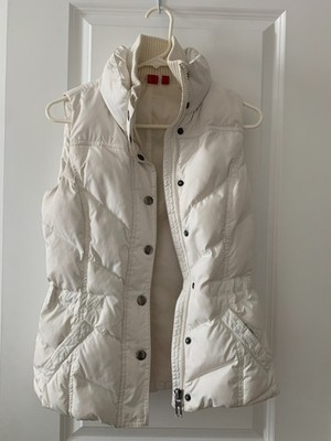Esprit white puffer vest with zipper, buttons and pockets. Womens size 2.