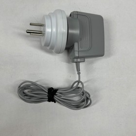 New Nintendo 3DS XL Handheld Game Console RED-001 Black