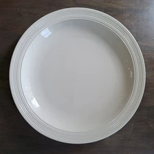 Jasper Conran-Wedgwood-Casual Cream-Round Serving Dish-Platter-Plate 17"