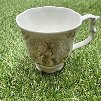 Benjamin Bunny Royal Albert Tea Cup England 3 1/2''x 3 1/2''