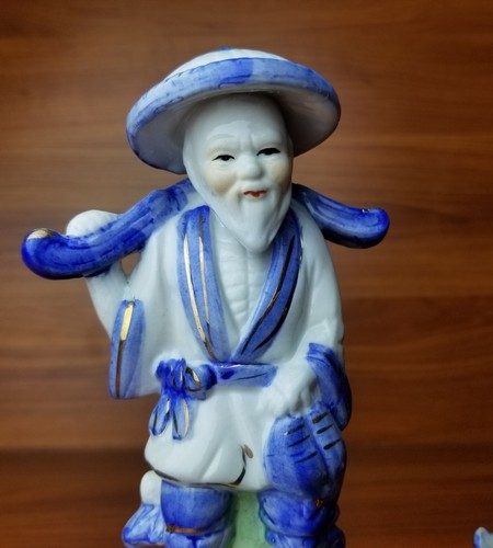 Blue White Vintage Asian Chinese Fisherman with 3 Bait Water Buckets Oriental - Picture 5 of 10
