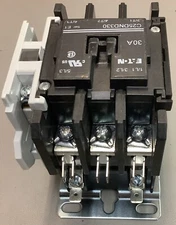 Eaton C25DND330TA Definite Purpose Contactor (30A, 24V AC) (B329)