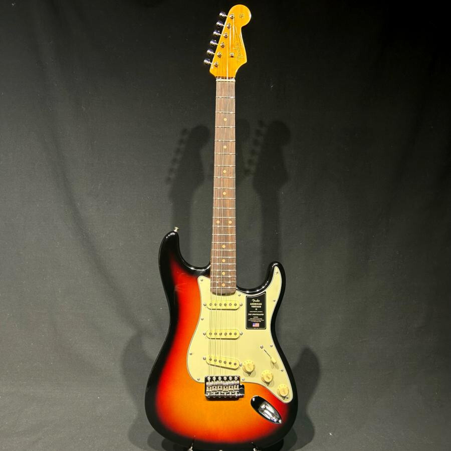 Fender american vintage Ⅱ 61stratcaster Fender AMERICAN VINTAGE II 1961 STRATOCASTER 3-Color Sunburst | eBay