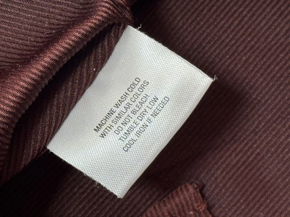 Camisa Covington Para Hombre Mediana Borgoña Imitación Gamuza Poliéster Abotonada Manga Larga Foto 3 de 4