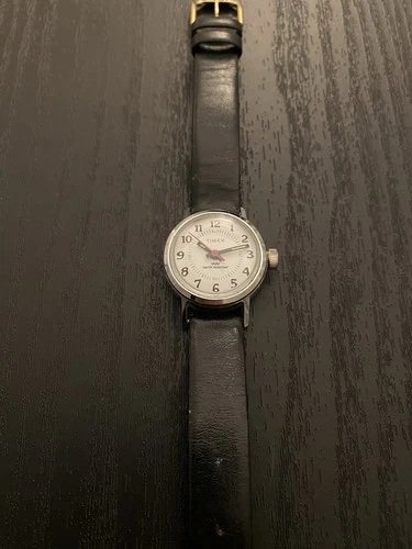 Vintage Timex Mechanical Hand-Wind Women’s 25mm Watch