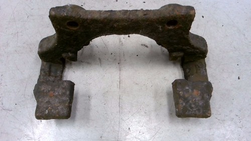 Bremssattelträger Rechts BMW 318d DPF Touring Bj 2006 E90 / E91/ 2427735