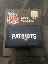 New NFL Licensed Nylon Tri-Fold Wallet w/ Clear Insert New England Patriots