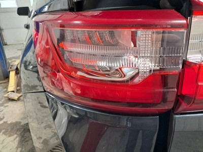 2018-21 CHEVY TRAVERSE Left Taillight quarter panel mounted, w/o redline package