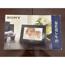 Sony S-Frame 7" Digital Photo Frame Model DPF-D70 OPEN BOX