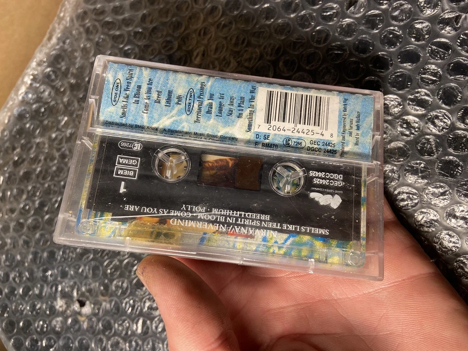 Nirvana - Nevermind - Cassette Tape - VGC - Image 2 of 3