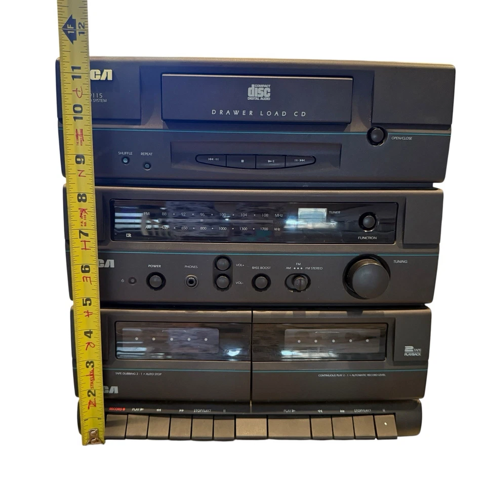 RCA RP 9115 Stereo System AM FM Radio Dual Cassette CD Not Working Broken Parts - Image 2 of 4