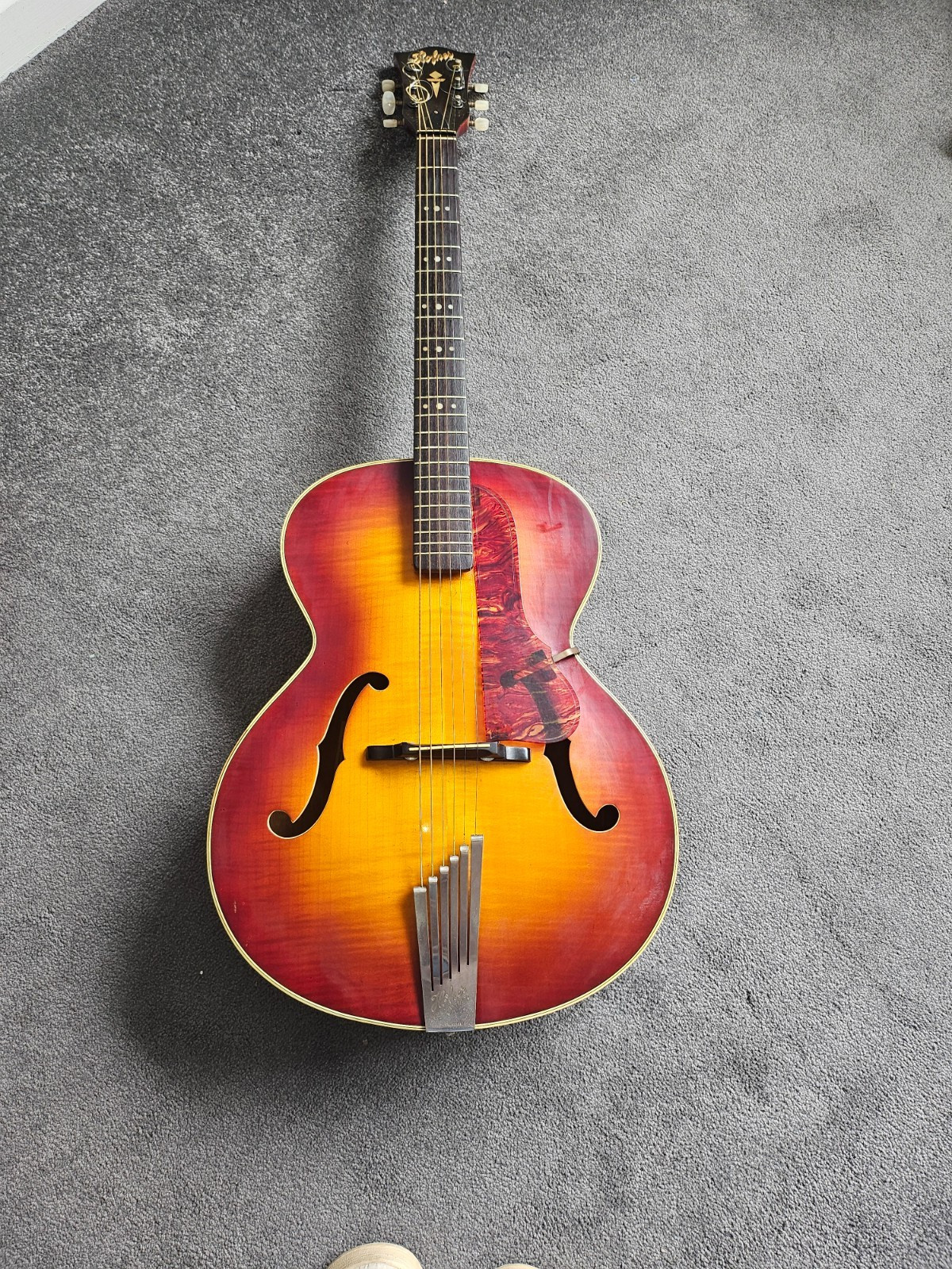 VINTAGE Hofner Senator 1963 / 64 Acoustic Guitar - Brunette