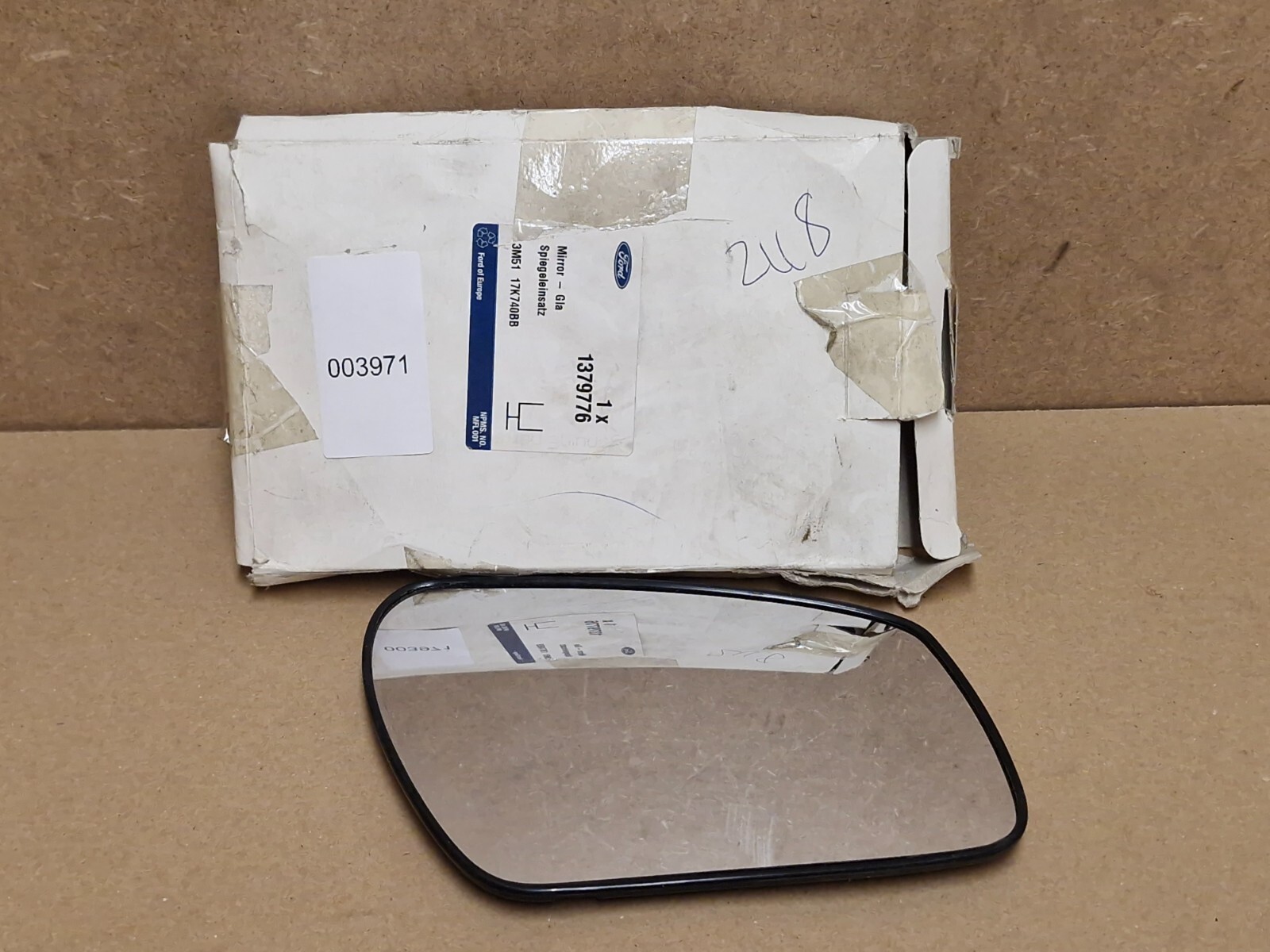 Genuine Ford Fiesta Fusion C-max Focus RH Heated Mirror Glass 