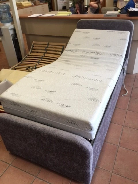 New Long Single Hi Low Adjustable bed Hospital Bed w Memory Foam Mattress