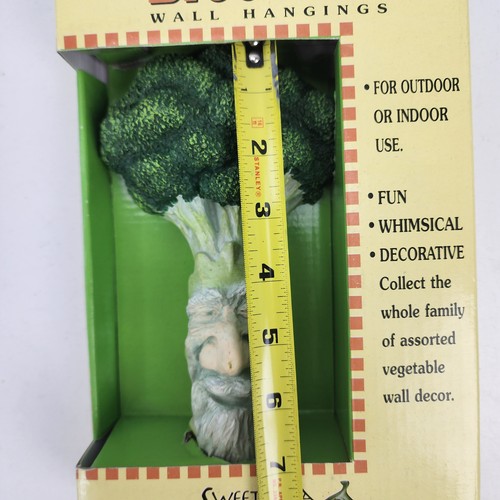 Vtg 1995 Sweet Pea Broccoli Brock Lee R Vandamme 8" Tall Whimsical Wall Hanging - Picture 10 of 14