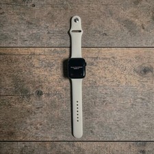 Apple Watch SE 40MM Black Aluminum Case GPS WR 50