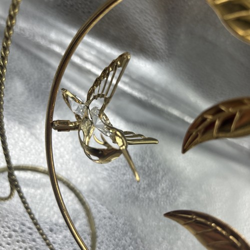 Adorno - ANILLO COLIBRÍ CON FLORES - CHAPADO EN ORO 24k - Elementos Swarovski - Imagen 8 de 10