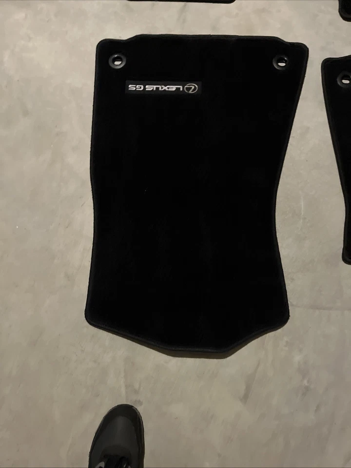 雷克萨斯 GS350 GS450H (2013-2015) (RWD) 4 件原始设备制造商正品汽车地板垫(黑色) — 第 2/4 张图片