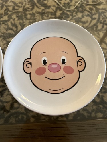 Fred plays with his food 8.5" Diameter Plate Fred and Friends Jason Amendolara - Picture 3 of 7
