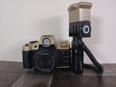 Vintage Canon S8200 35mm SLR Camera w/ Flash and Camera