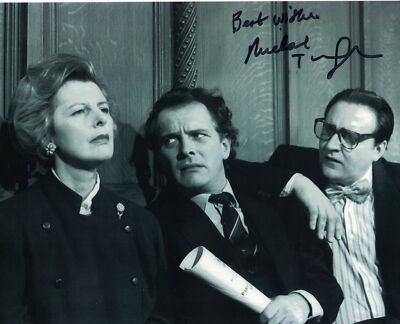 MICHAEL TROUGHTON - Piers Fletcher - Derwisch in The New Statesman - handsigniert 1